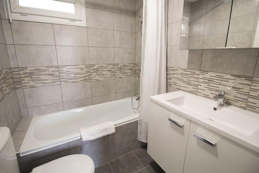 Joli T2 Renove / Wifi / Grand Parking Prive Apartment La Couronne  Екстериор снимка